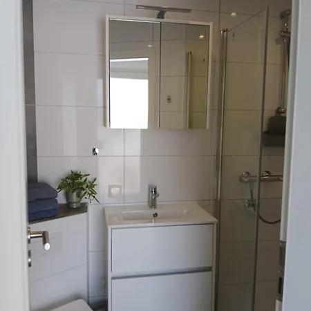Renziehausen Apartment *
